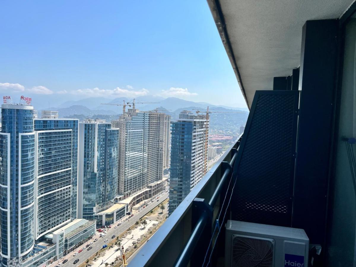 Orbi City バトゥーミ エクステリア 写真